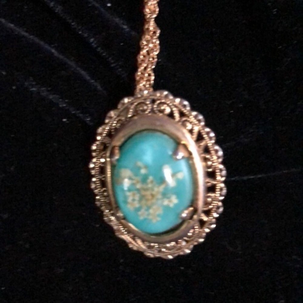 Blue oval necklace